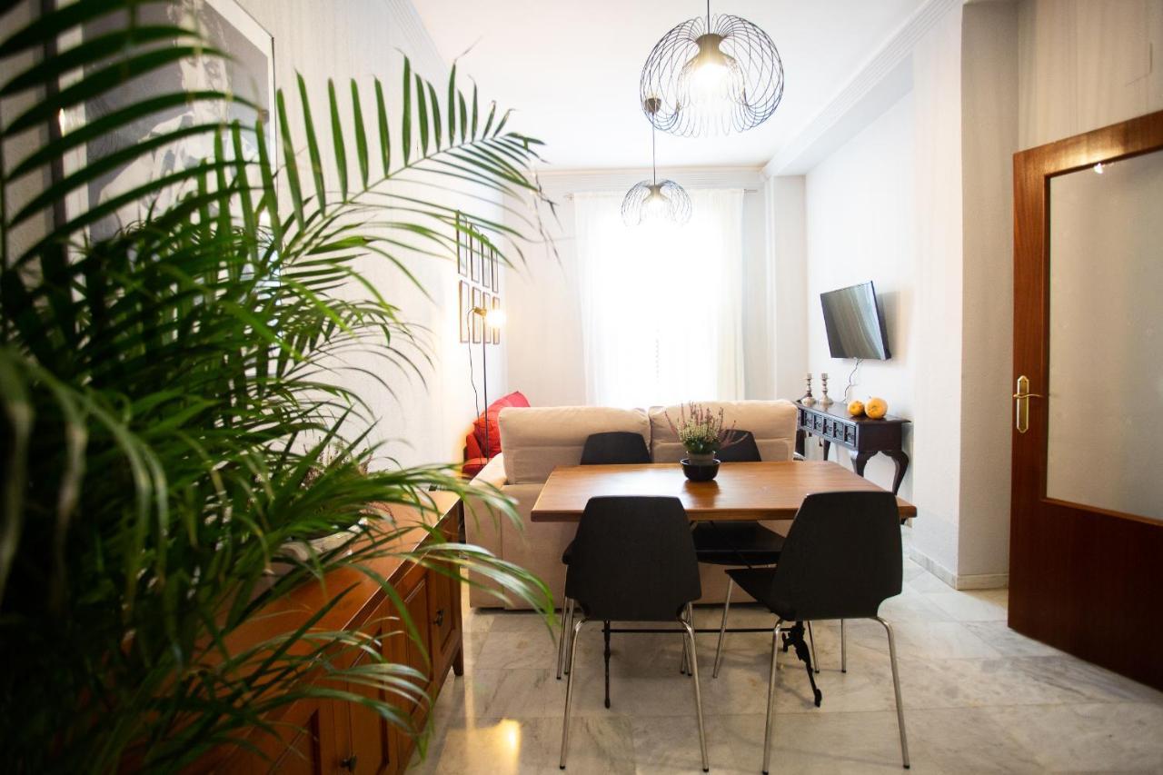 Wish Suite Torres De Sevilla Luaran gambar