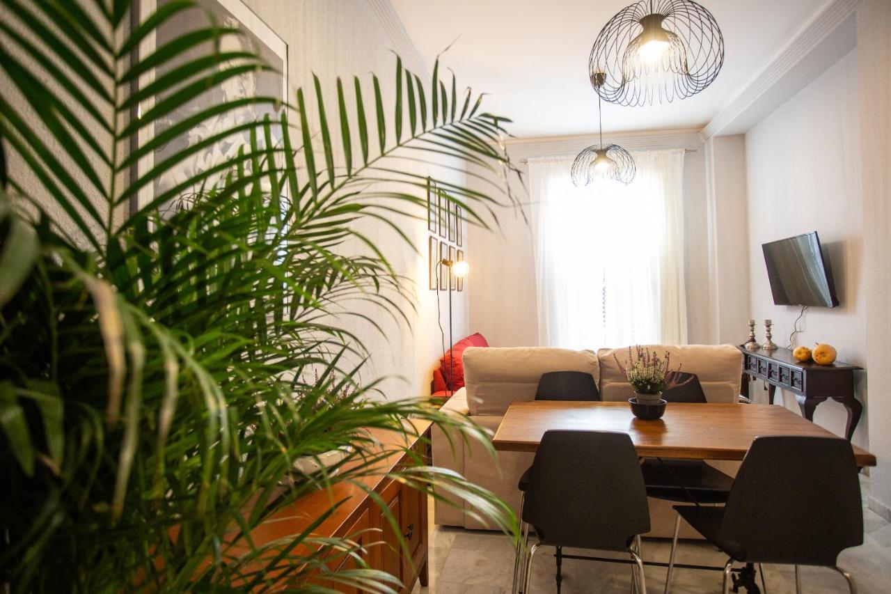 Wish Suite Torres De Sevilla Luaran gambar